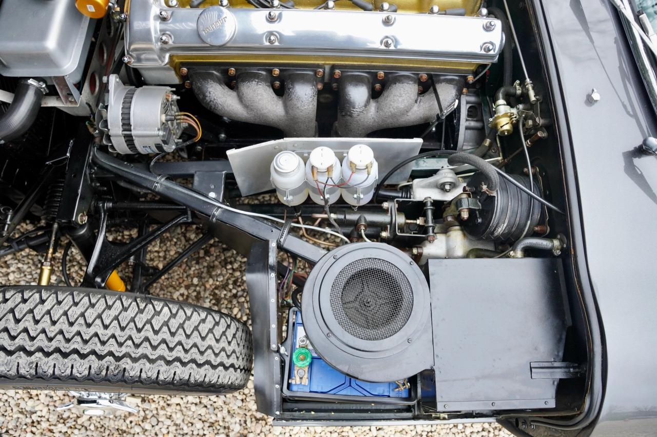 1961 Jaguar E-type &ldquo;Outside Bonnet Lock&rdquo; OTS Series I