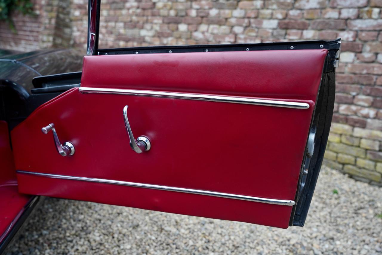 1961 Jaguar E-type &ldquo;Outside Bonnet Lock&rdquo; OTS Series I