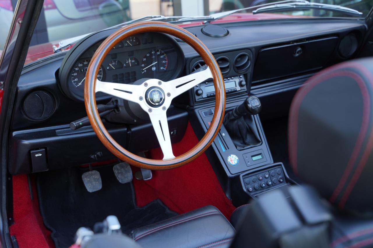 1990 Alfa Romeo Spider 2.0 Aerodynamica