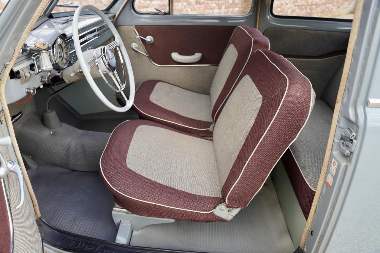 1956 Volvo PV 444