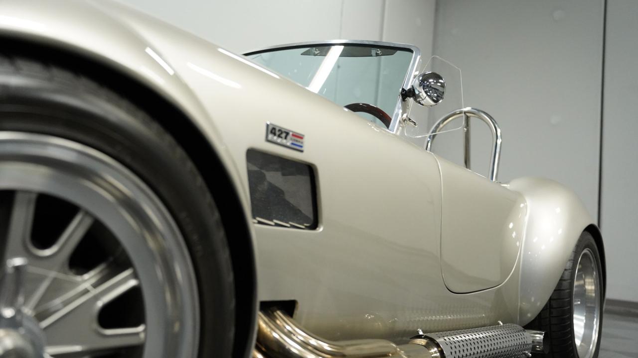 1965 Shelby Cobra Backdraft 427