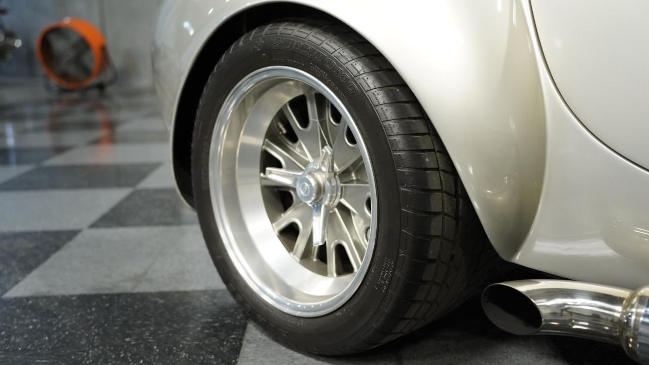 1965 Shelby Cobra Backdraft 427