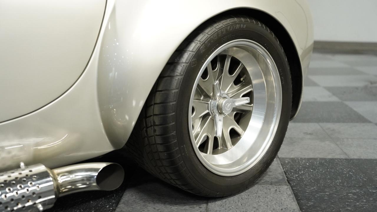 1965 Shelby Cobra Backdraft 427