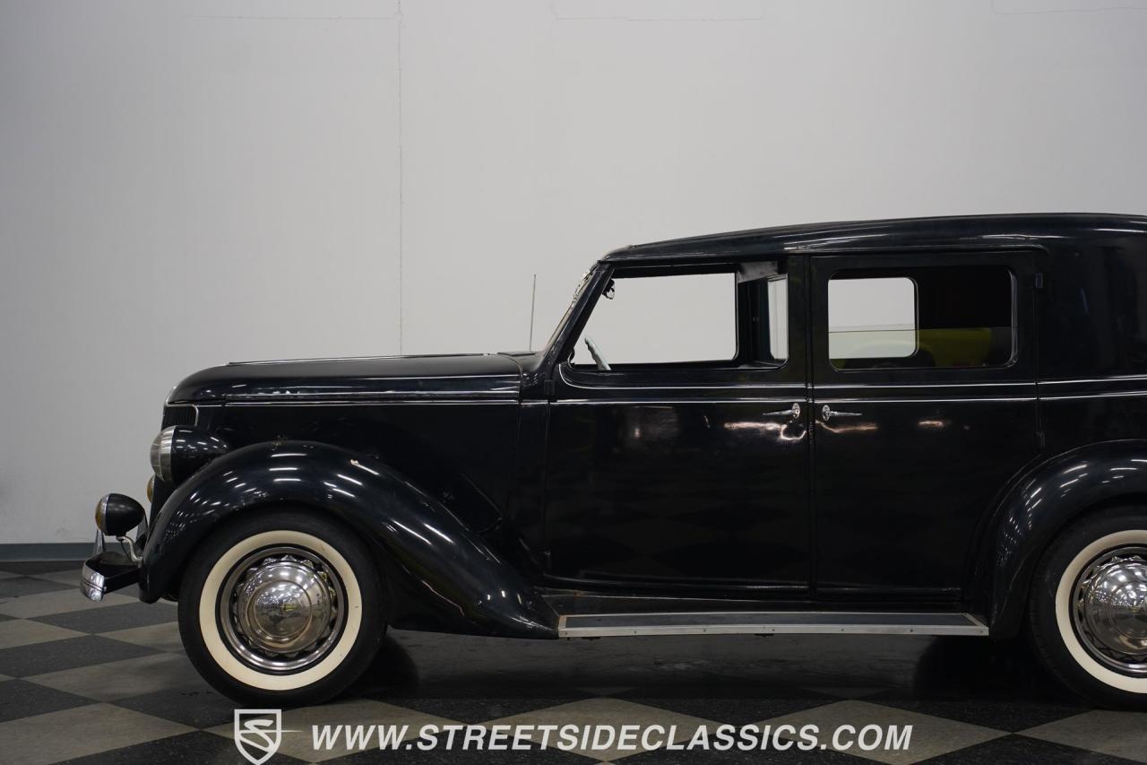 1936 Cunningham Town Car