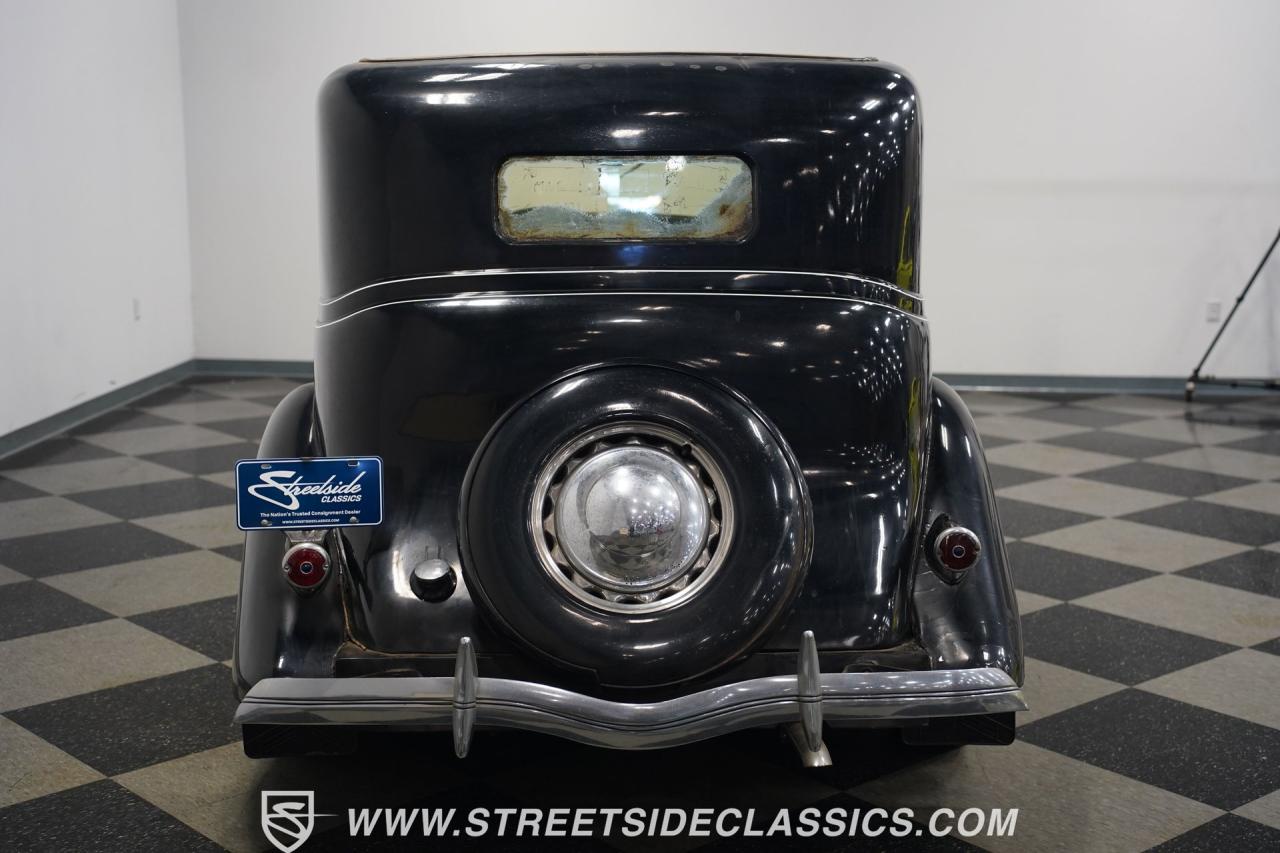 1936 Cunningham Town Car