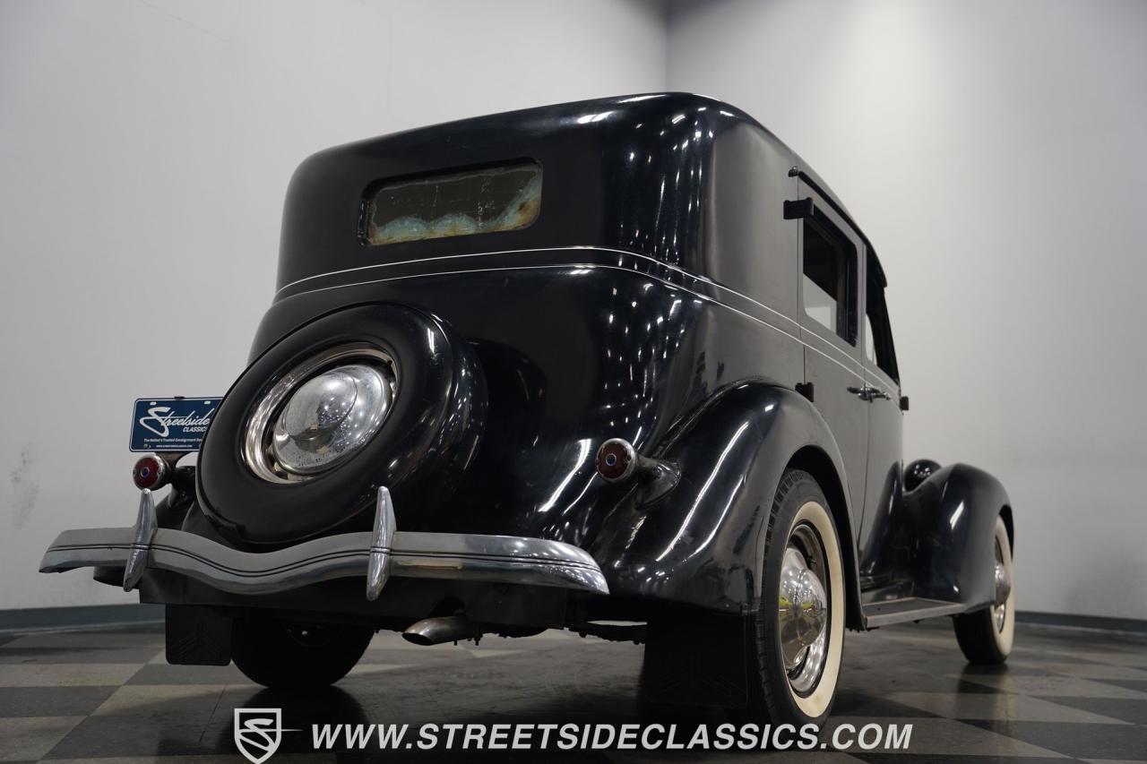 1936 Cunningham Town Car