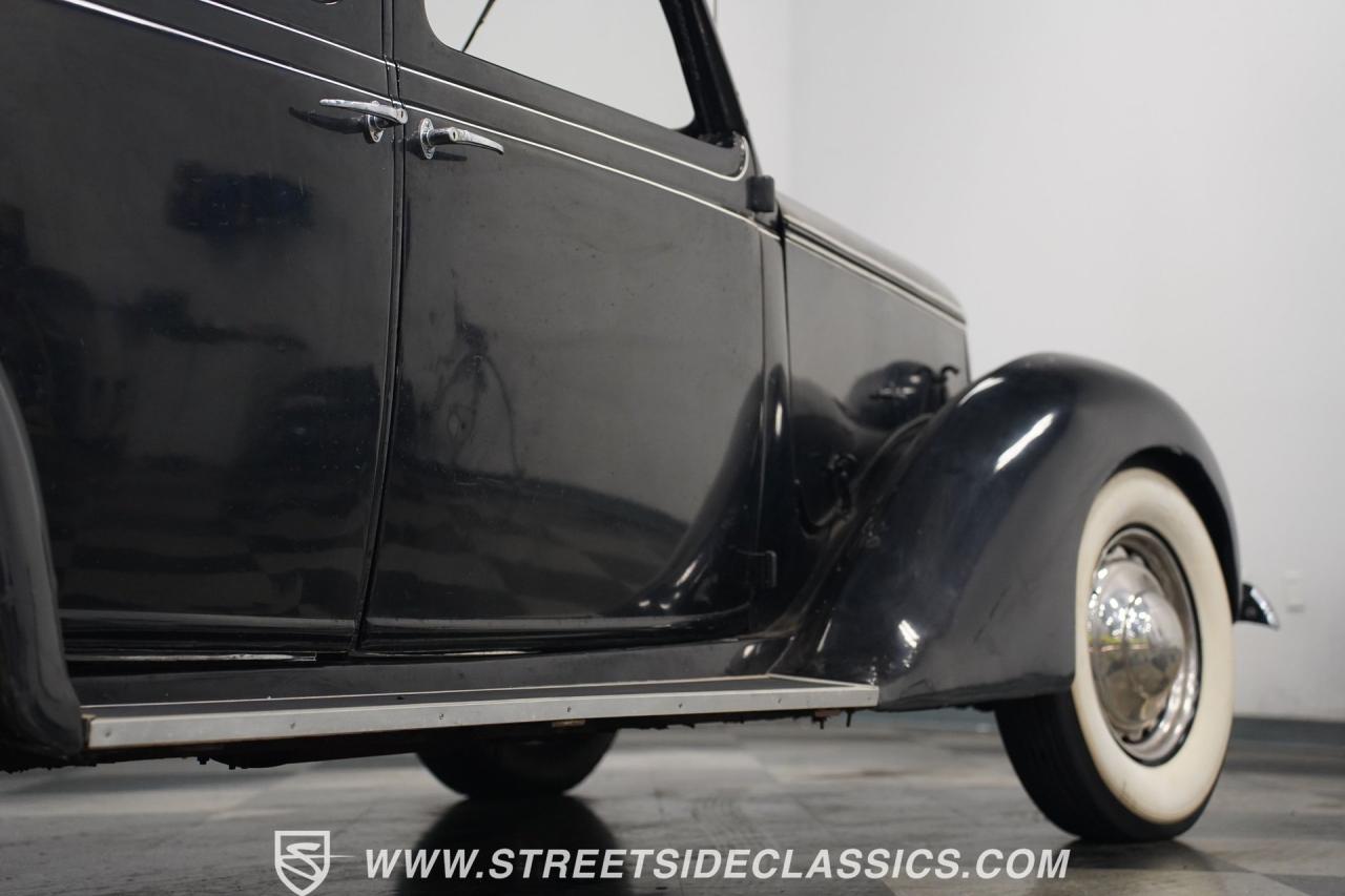 1936 Cunningham Town Car