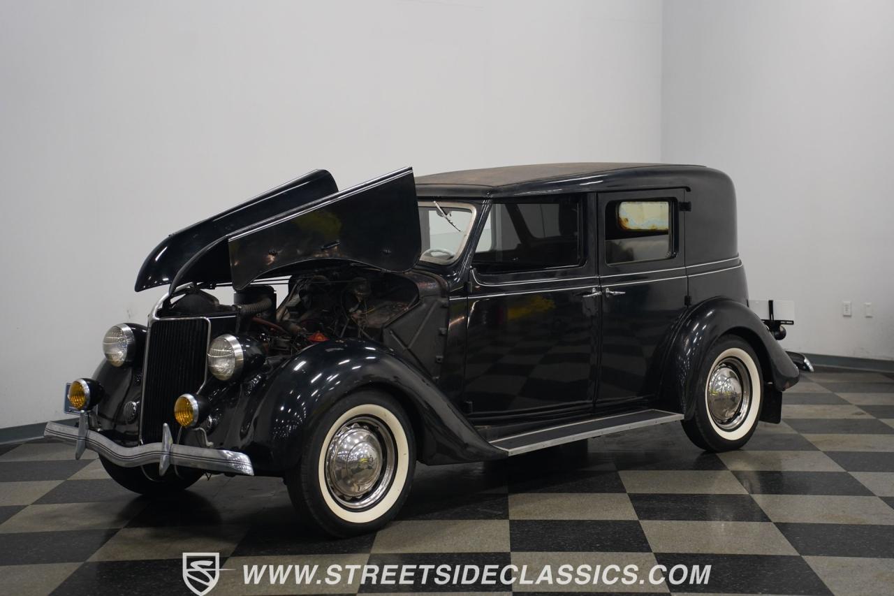 1936 Cunningham Town Car