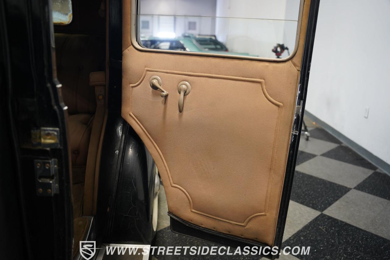 1936 Cunningham Town Car