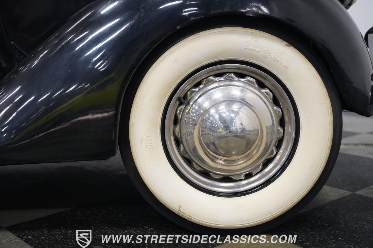 1936 Cunningham Town Car