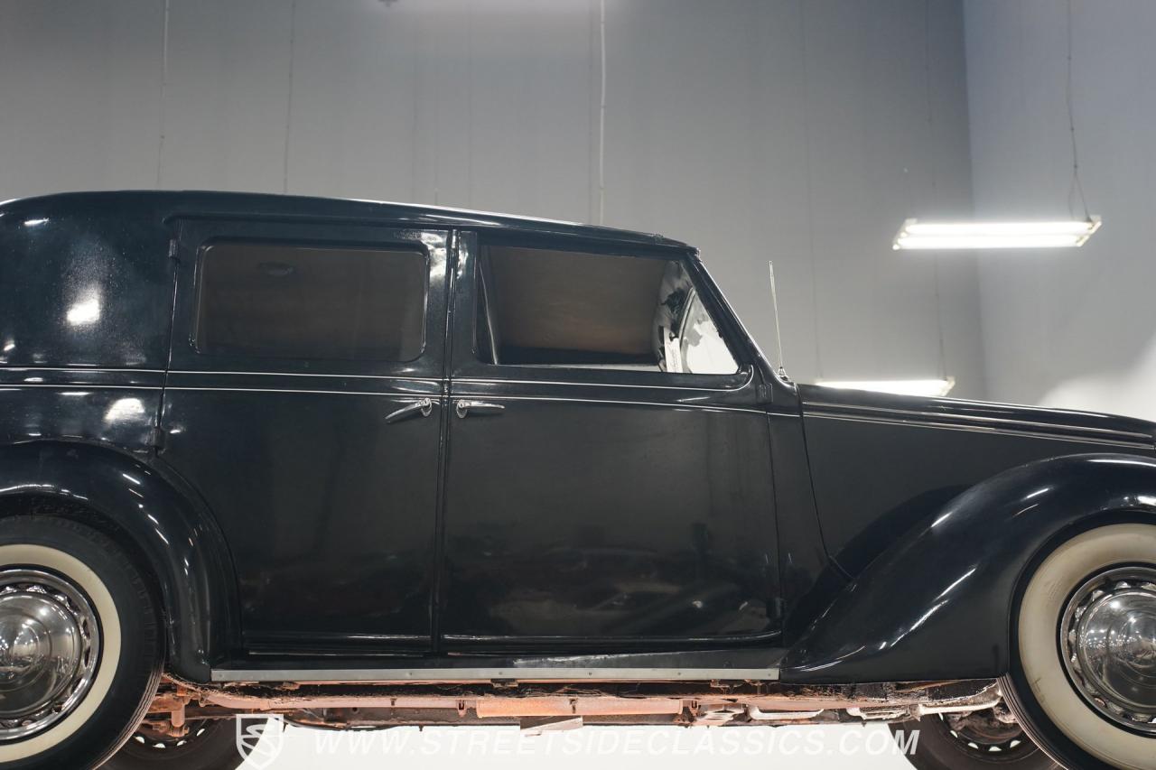 1936 Cunningham Town Car