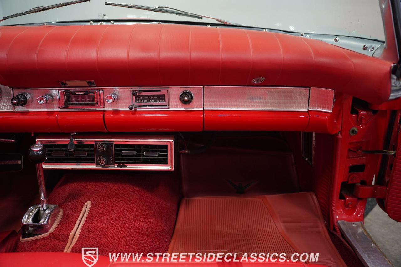 1957 Ford Thunderbird