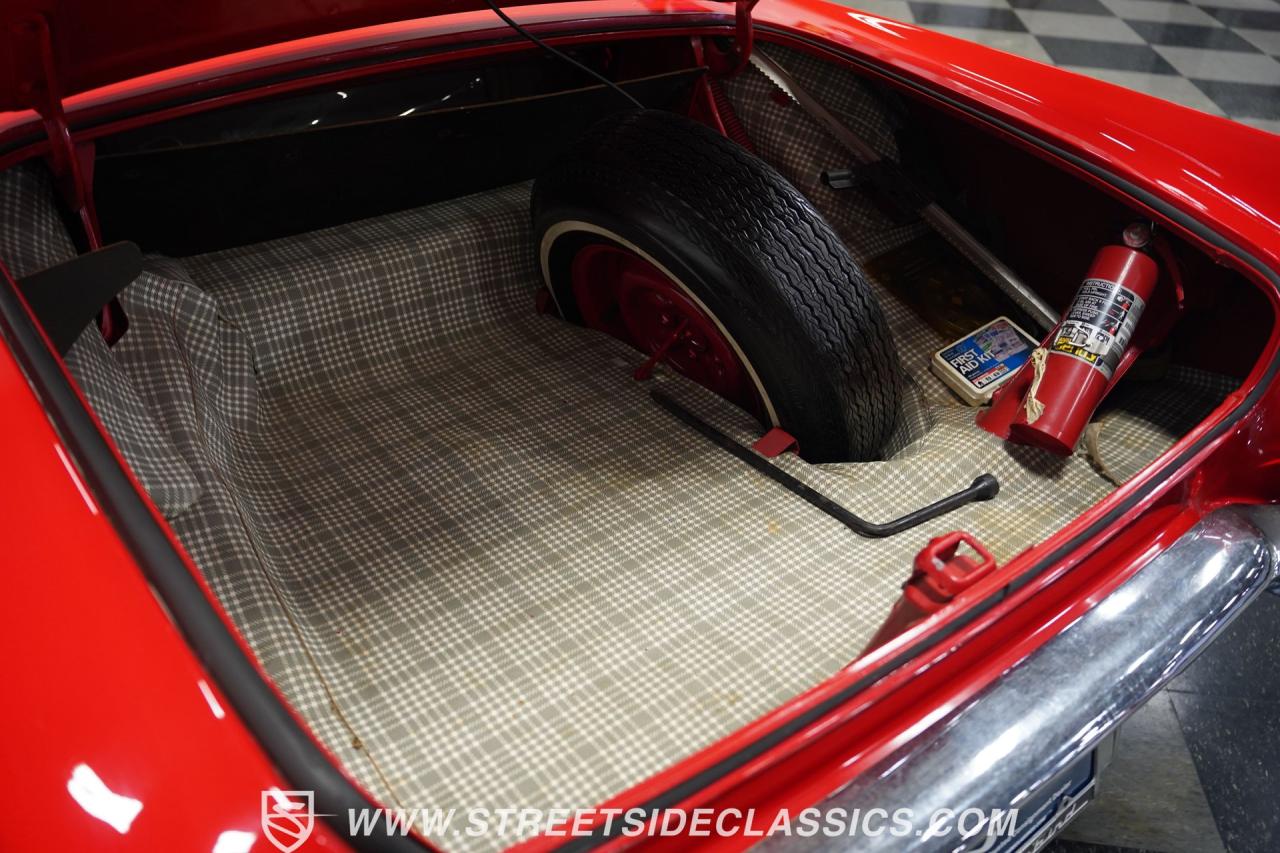 1957 Ford Thunderbird