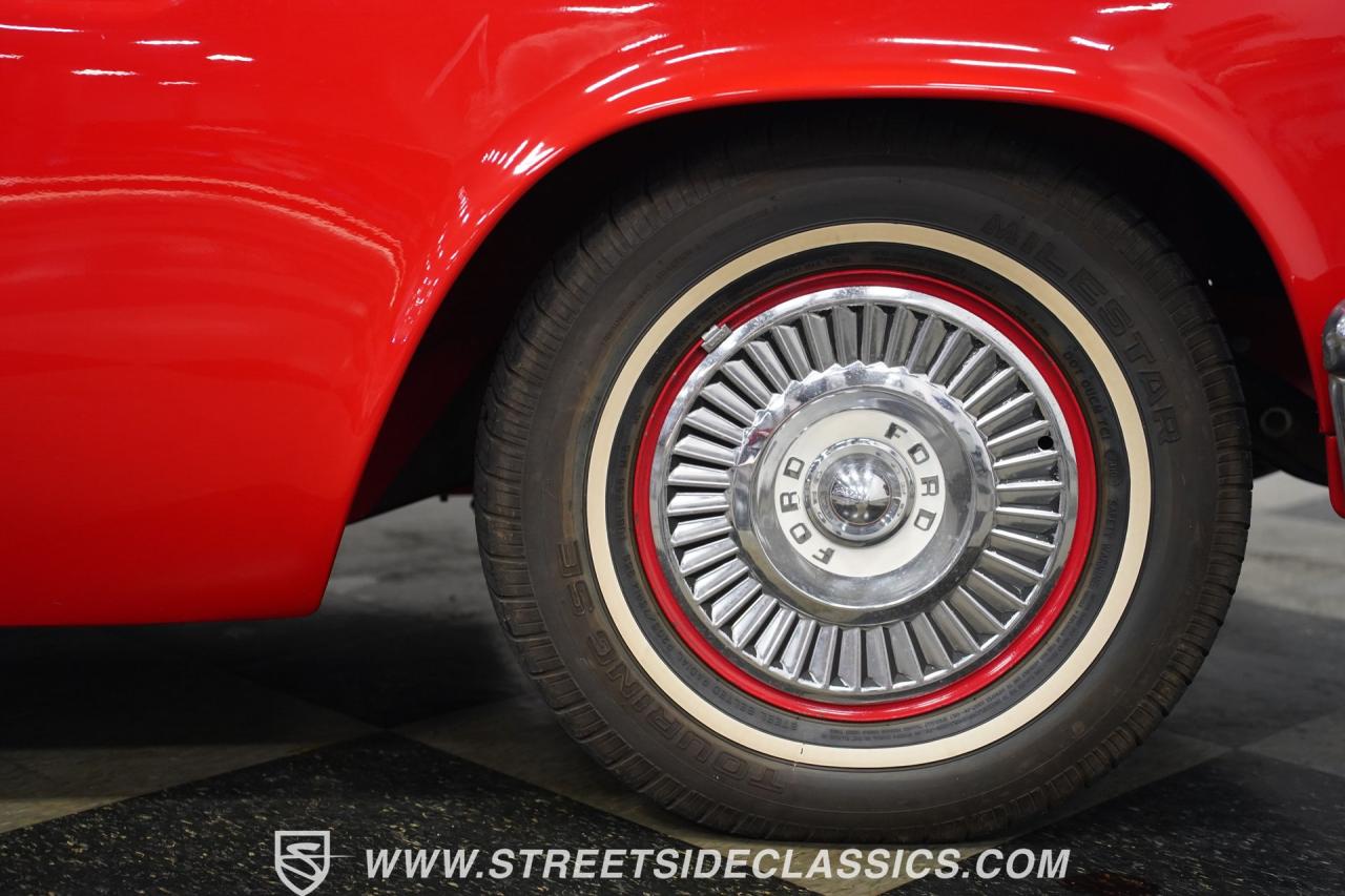 1957 Ford Thunderbird