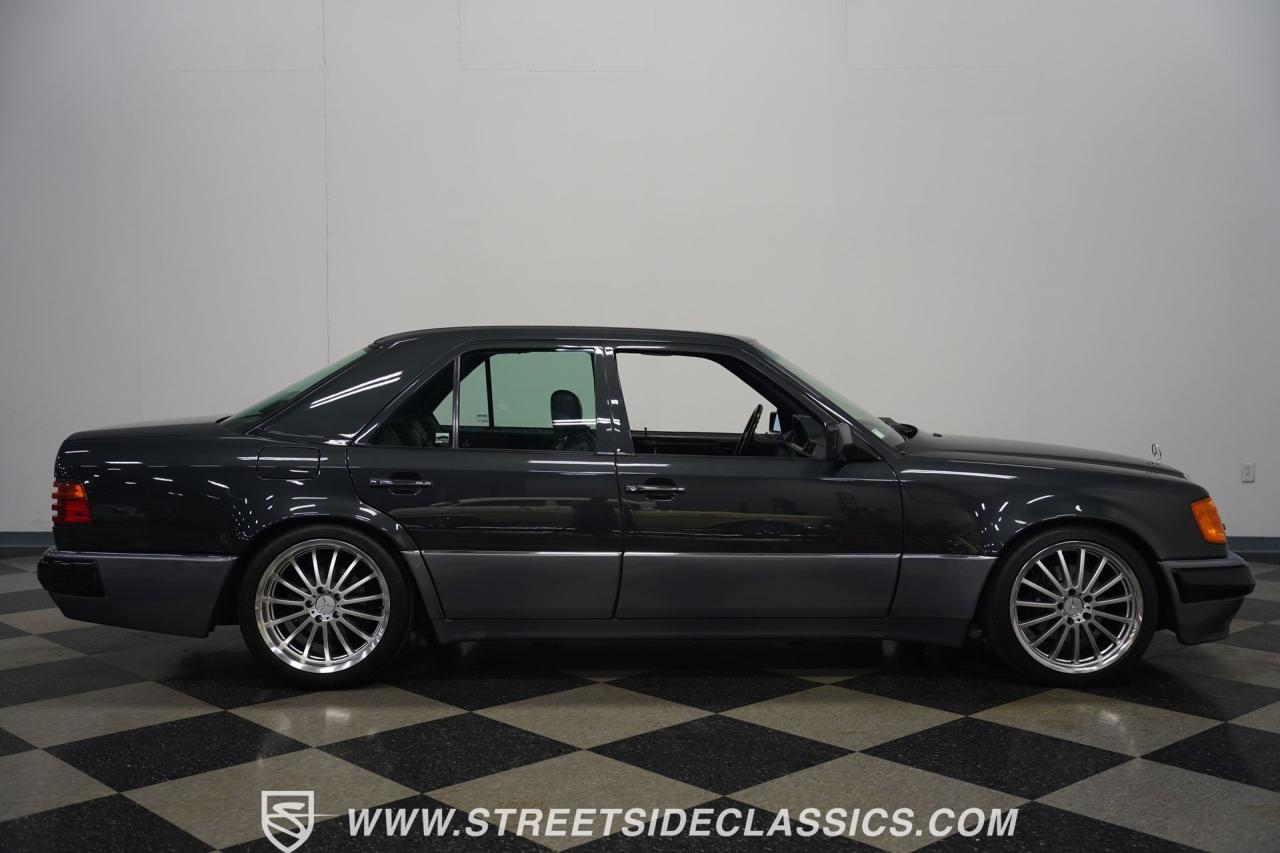 1993 Mercedes - Benz 500E