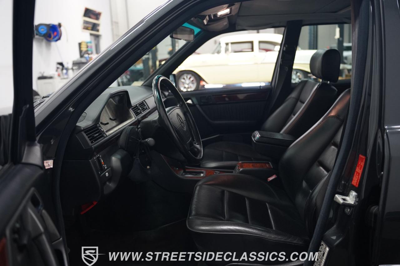 1993 Mercedes - Benz 500E