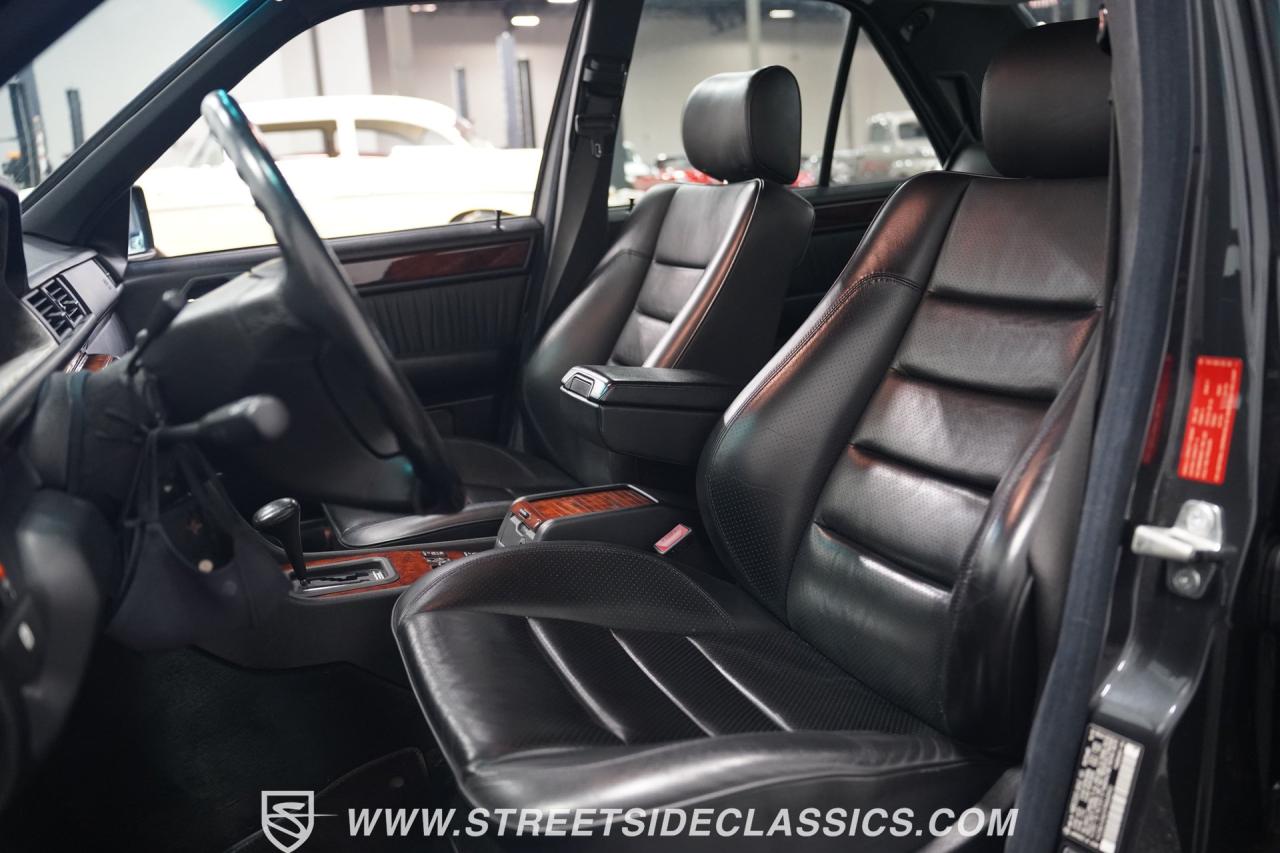 1993 Mercedes - Benz 500E