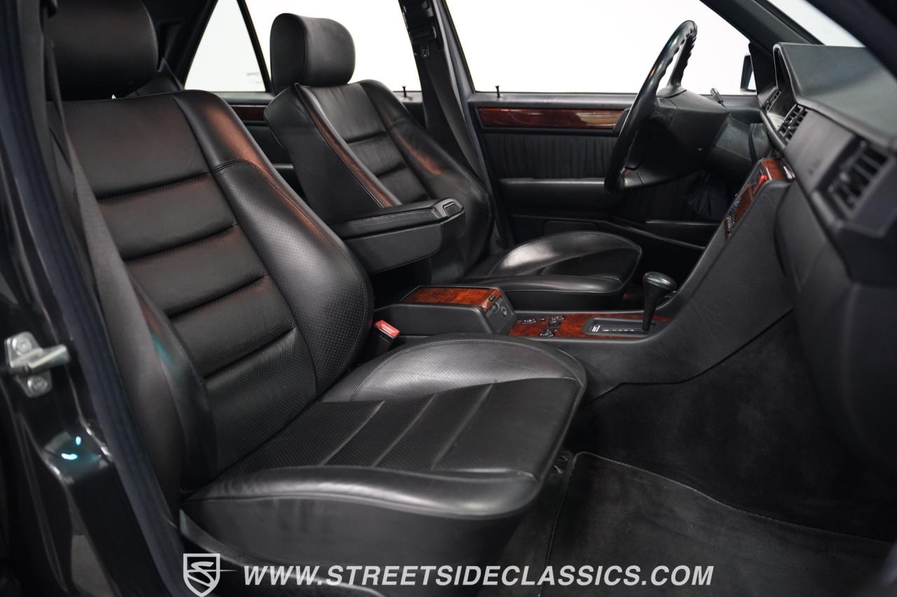 1993 Mercedes - Benz 500E