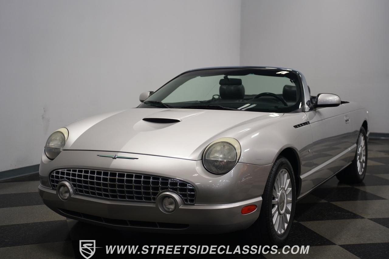 2004 Ford Thunderbird