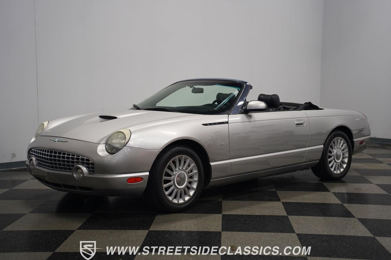 2004 Ford Thunderbird