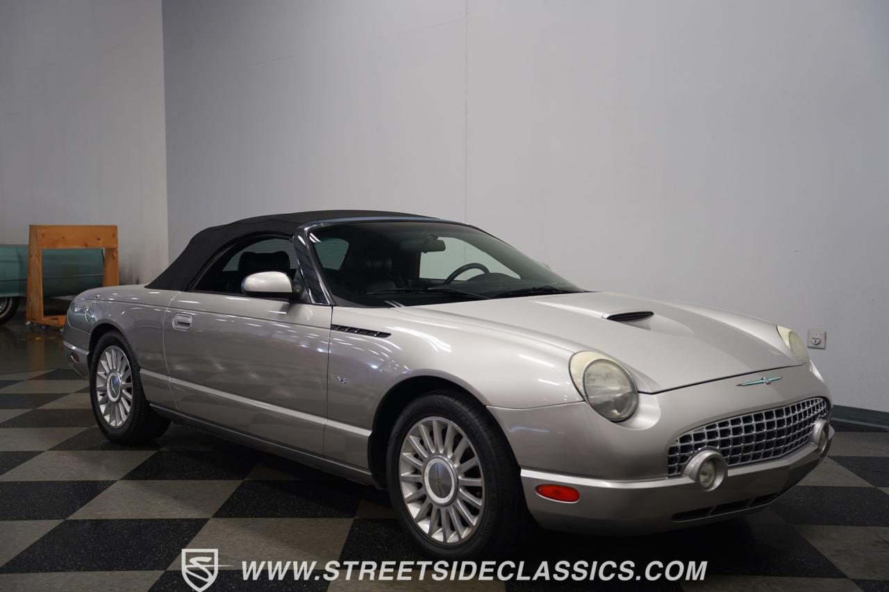 2004 Ford Thunderbird
