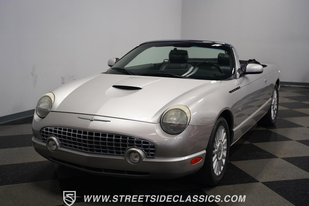 2004 Ford Thunderbird