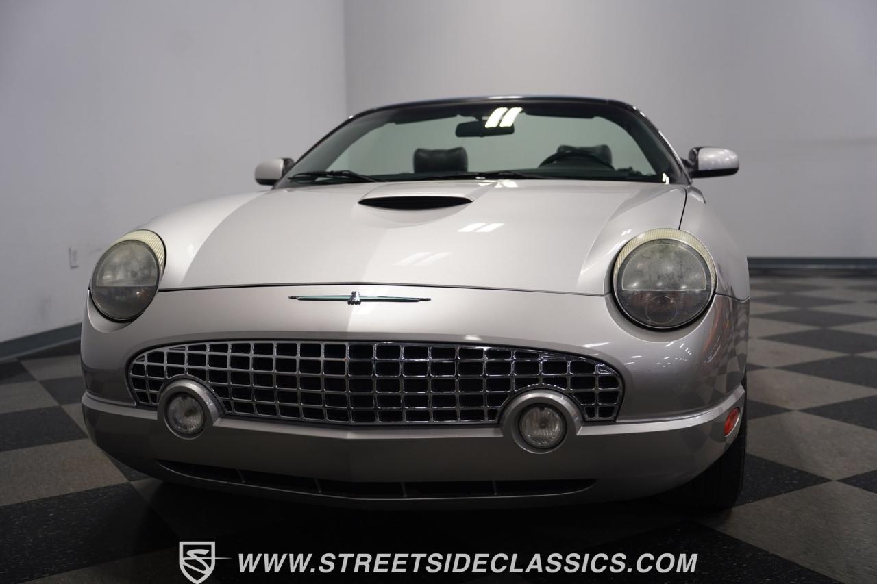 2004 Ford Thunderbird