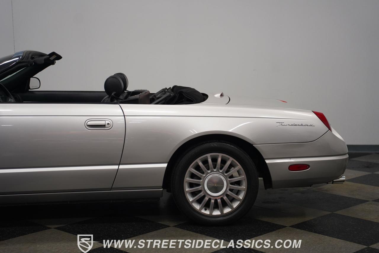 2004 Ford Thunderbird