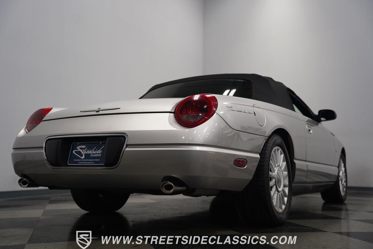 2004 Ford Thunderbird