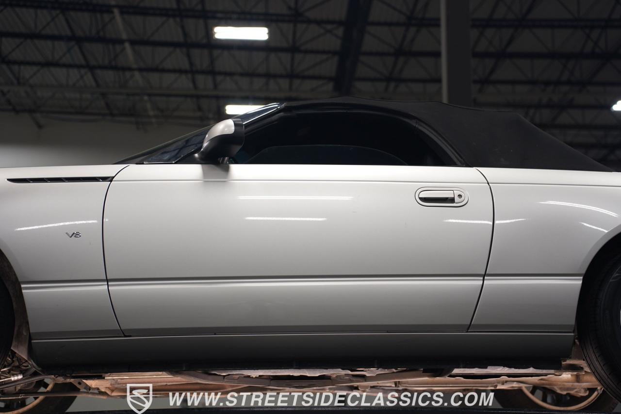 2004 Ford Thunderbird