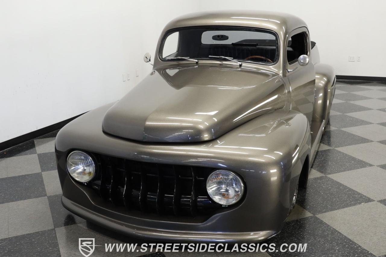 1948 Ford F-1 Restomod