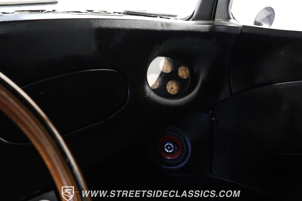 1948 Ford F-1 Restomod