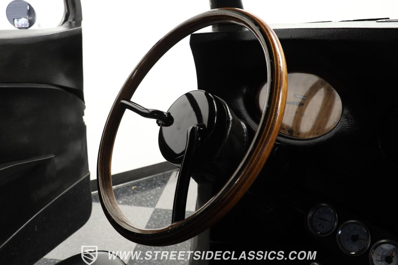 1948 Ford F-1 Restomod