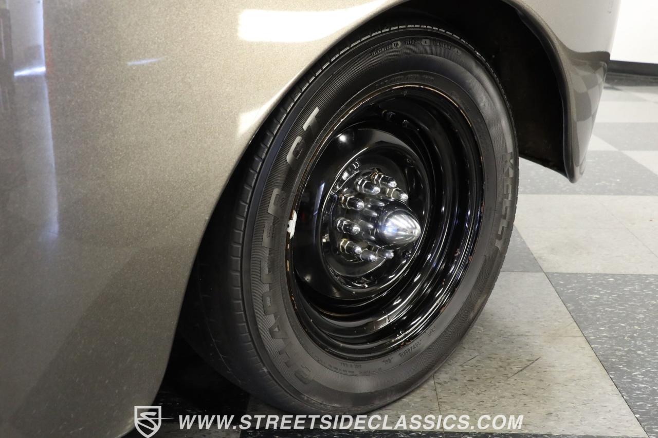 1948 Ford F-1 Restomod