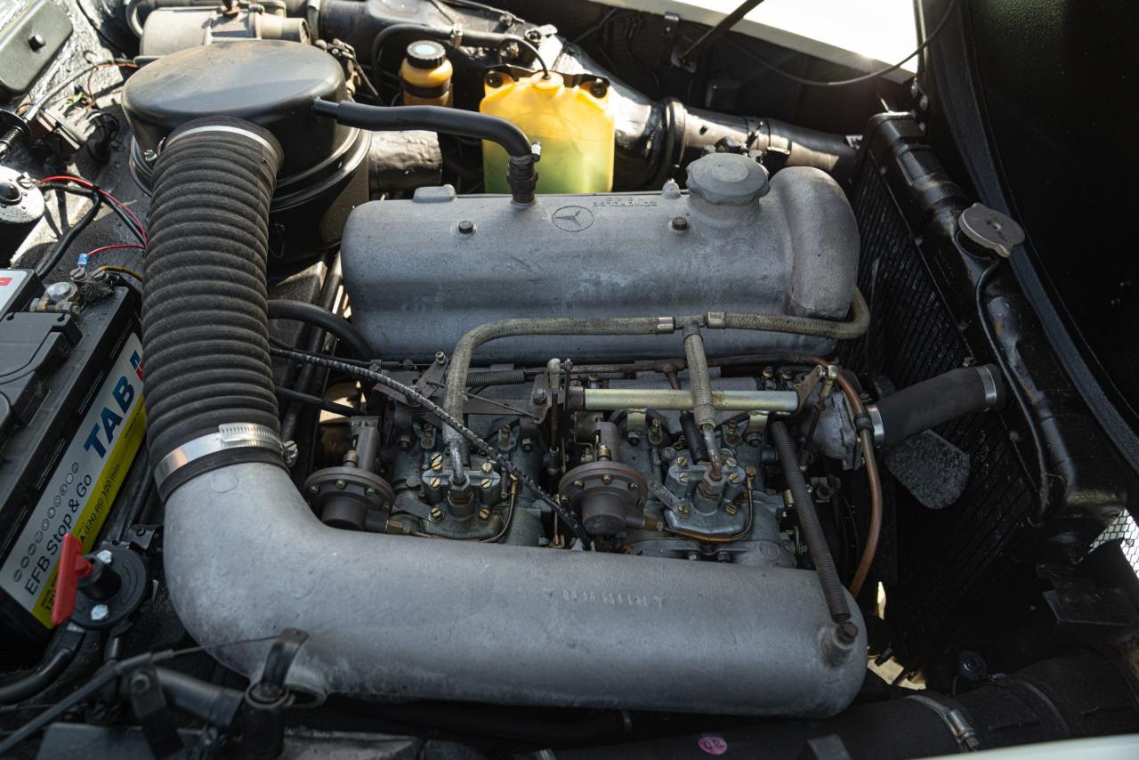 1959 Mercedes - Benz 190 SL