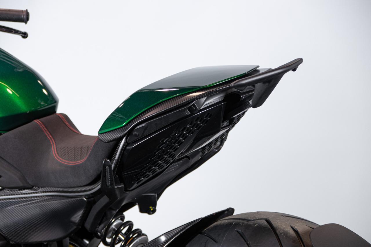 2024 Ducati DUCATI DIAVEL V4 BENTLEY