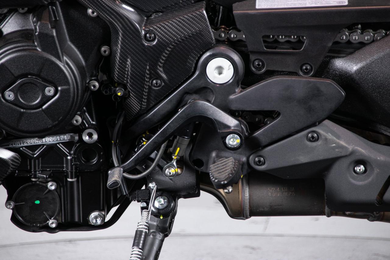 2024 Ducati DUCATI DIAVEL V4 BENTLEY