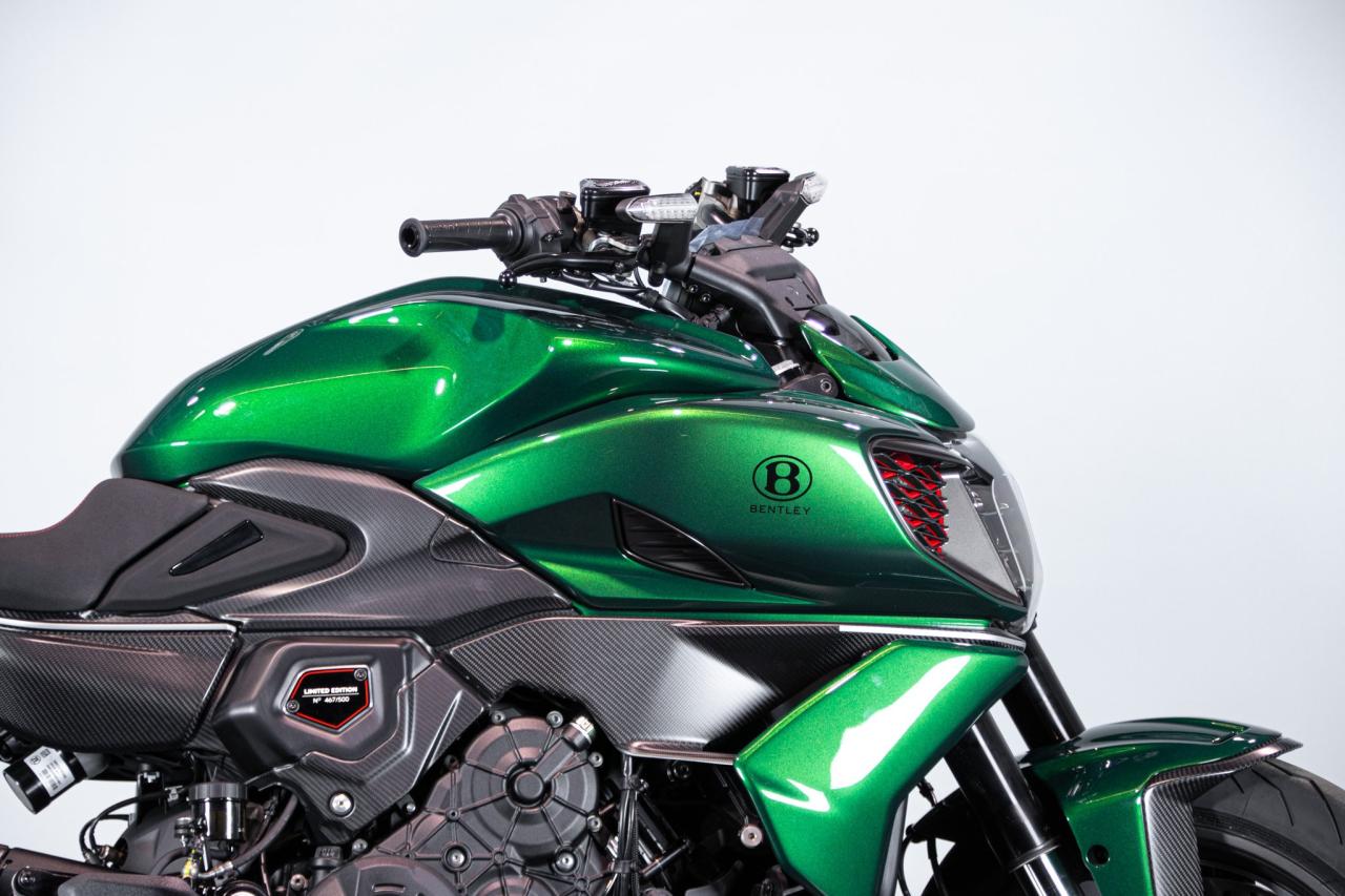 2024 Ducati DUCATI DIAVEL V4 BENTLEY