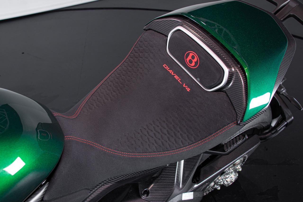 2024 Ducati DUCATI DIAVEL V4 BENTLEY