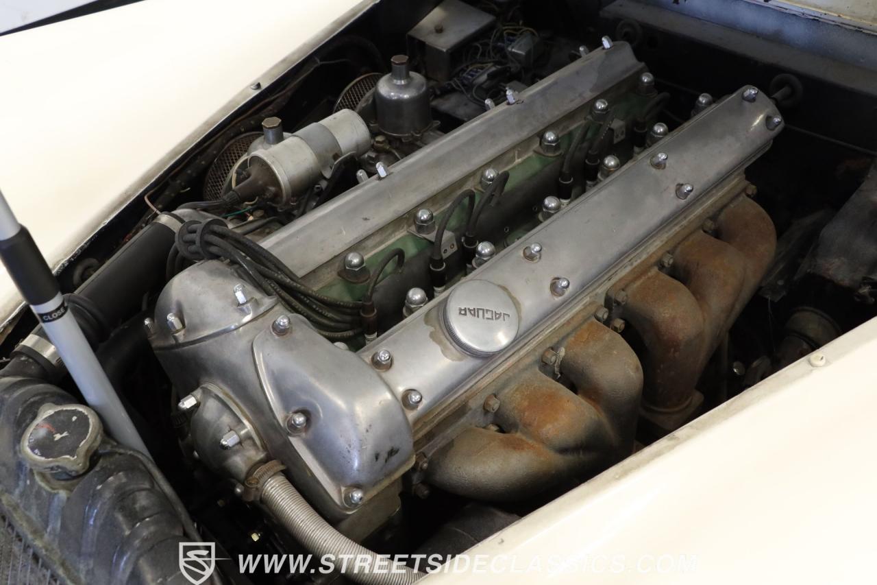 1956 Jaguar XK140 FHC