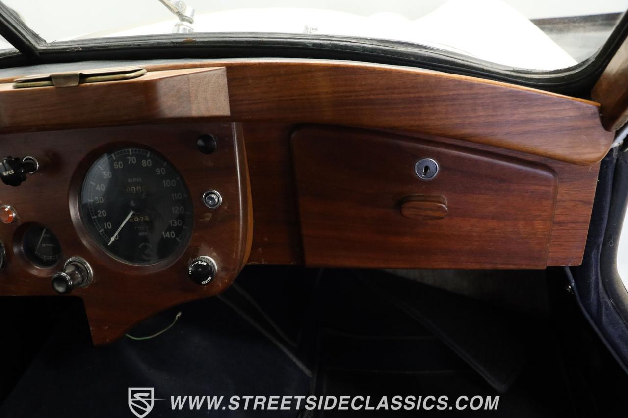 1956 Jaguar XK140 FHC