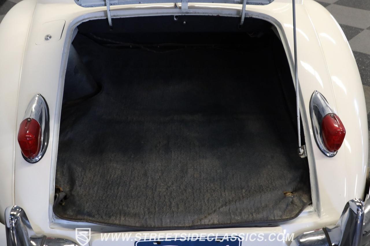 1956 Jaguar XK140 FHC