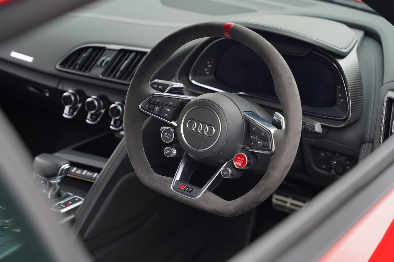 2018 Audi R8 V10 Plus