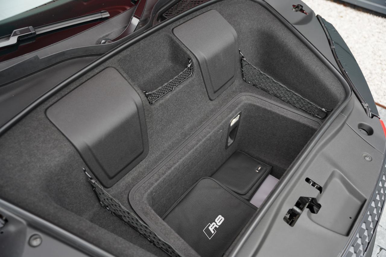 2018 Audi R8 V10 Plus