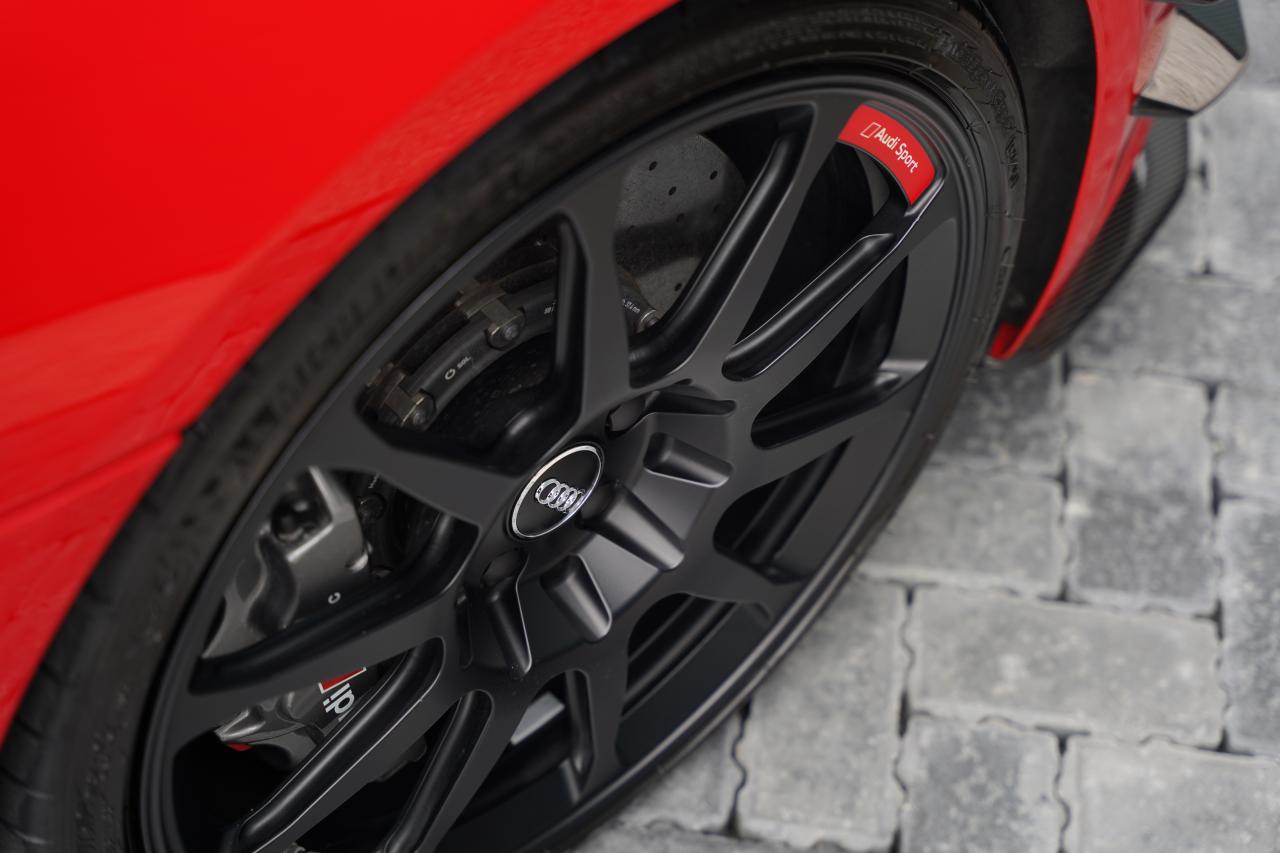 2018 Audi R8 V10 Plus