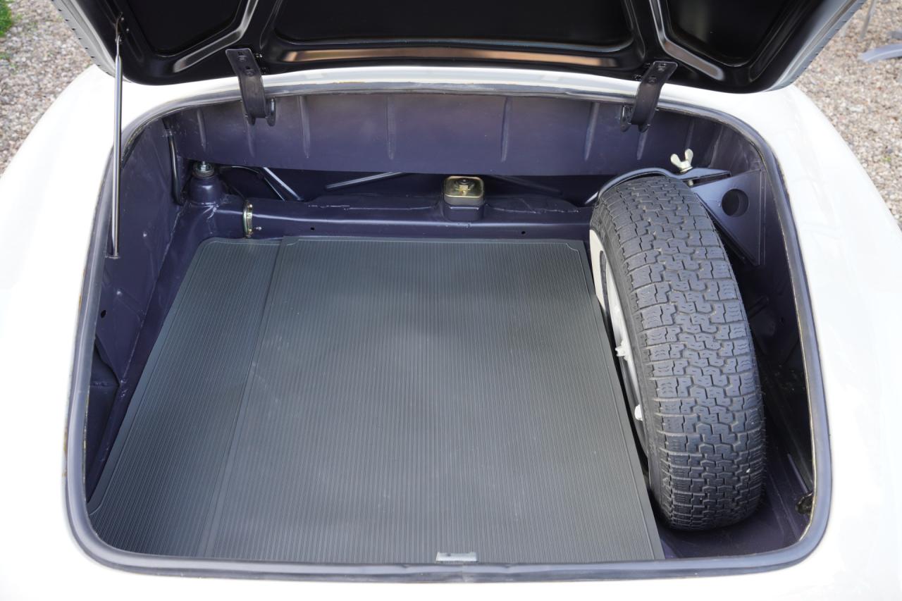 1962 Mercedes - Benz Mercedes Benz 190 SL &ldquo;Wei&szlig;&shy;grau &uuml;ber Rot&rdquo;