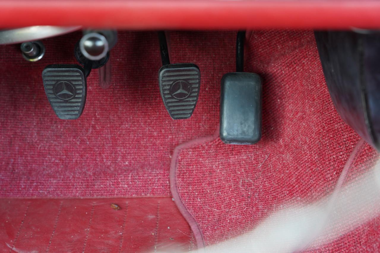 1962 Mercedes - Benz Mercedes Benz 190 SL &ldquo;Wei&szlig;&shy;grau &uuml;ber Rot&rdquo;