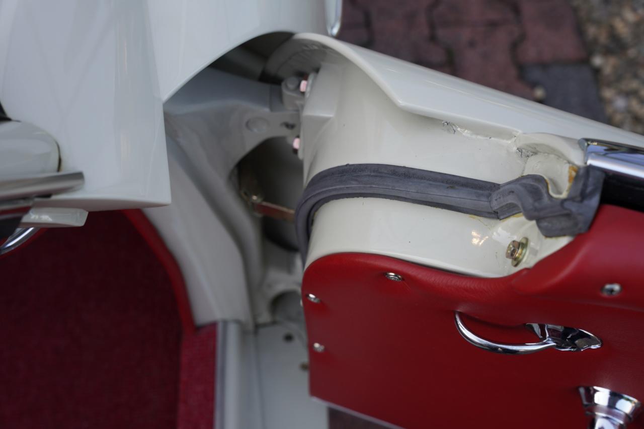 1962 Mercedes - Benz Mercedes Benz 190 SL &ldquo;Wei&szlig;&shy;grau &uuml;ber Rot&rdquo;