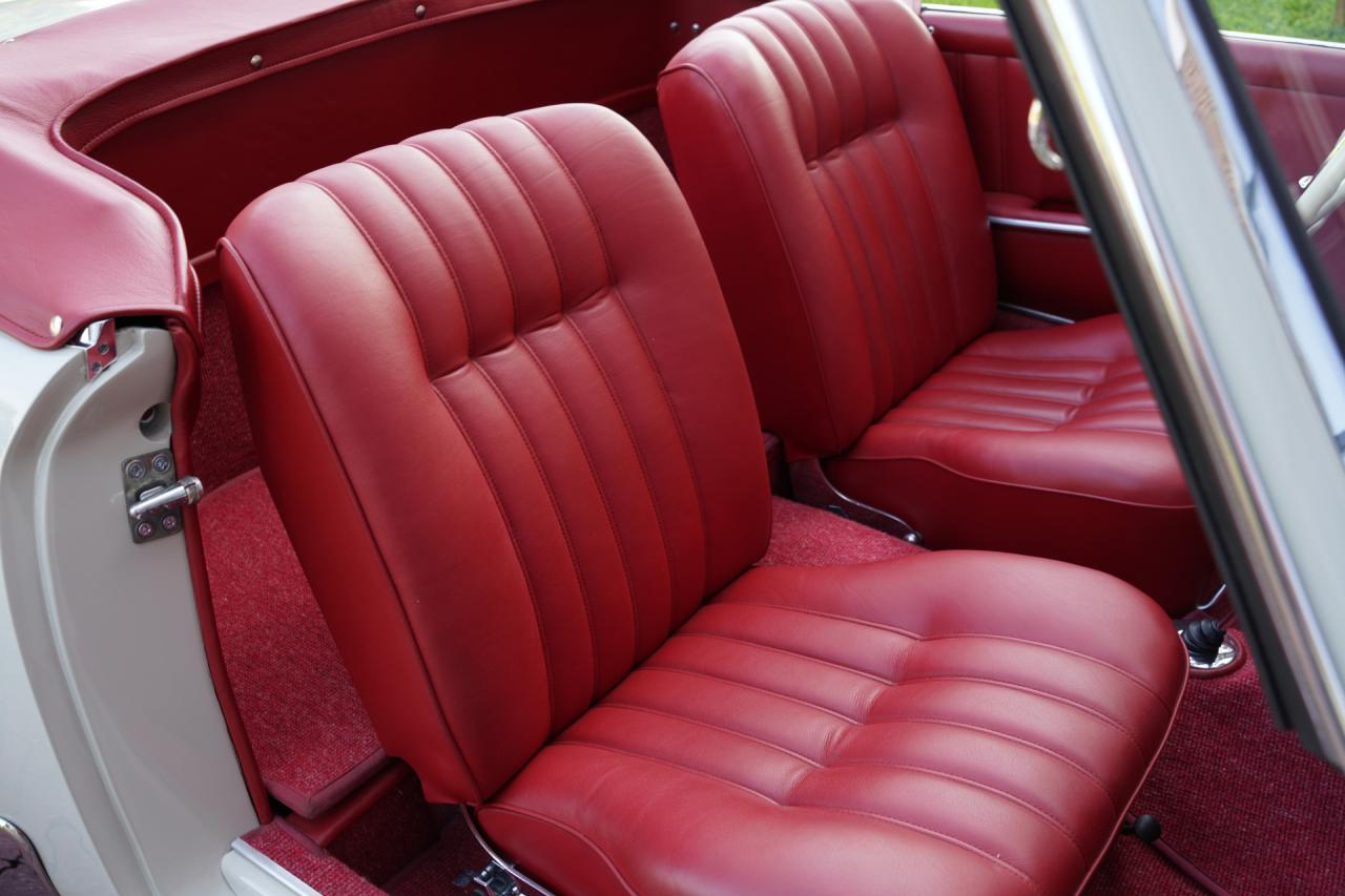 1962 Mercedes - Benz Mercedes Benz 190 SL &ldquo;Wei&szlig;&shy;grau &uuml;ber Rot&rdquo;