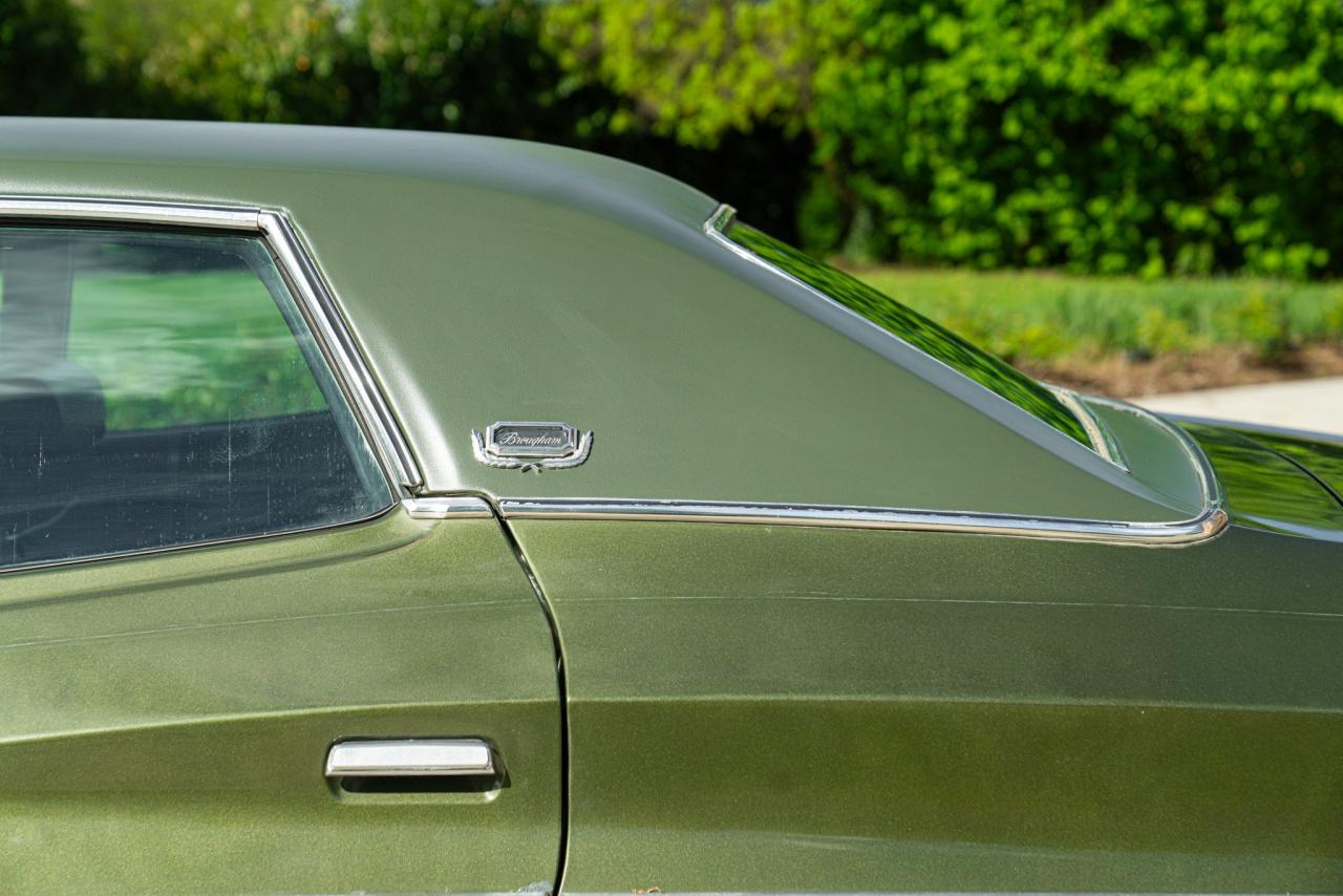 1976 Ford GRAN TORINO 4 DOOR 5.7 V8 BROUGHAM